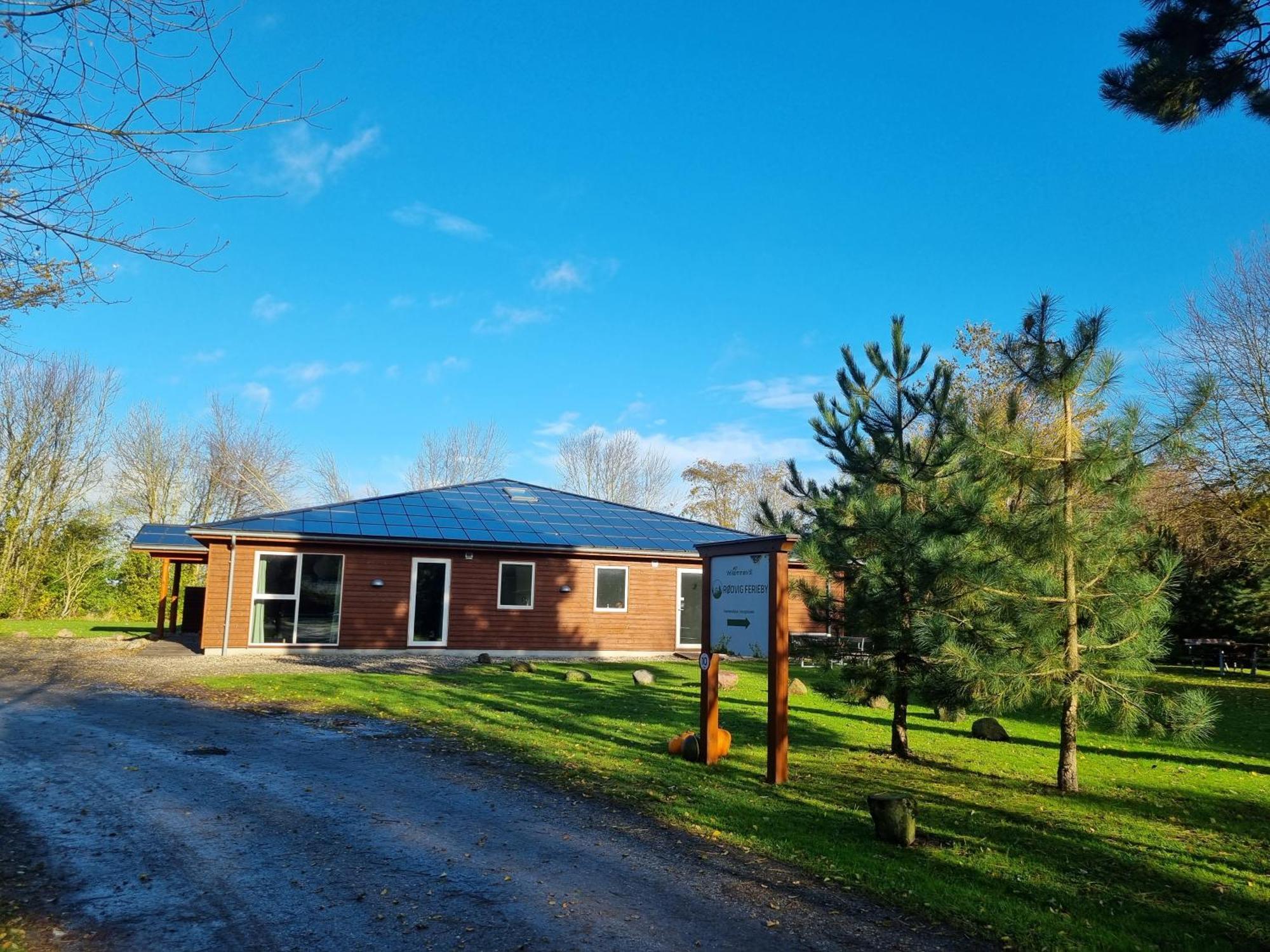 Feriebyens Bed & Breakfast 勒兹维 外观 照片